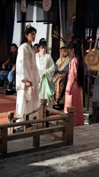 (พากย์เสียง) ทรายแผดเผาหัวใจ