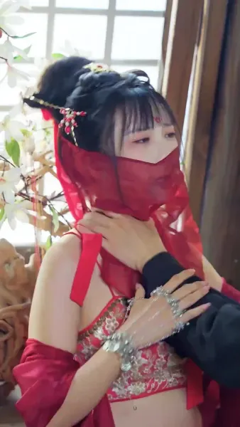 (พากย์เสียง) ทรายแผดเผาหัวใจ