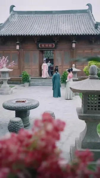 สิ่งที่เคยรังเกียจ บัดนี้กลับไล่ตาม