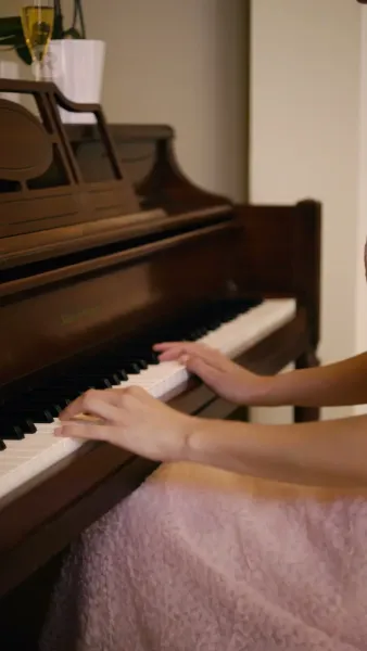 รักวัยเหมือนไวน์ชั้นดี