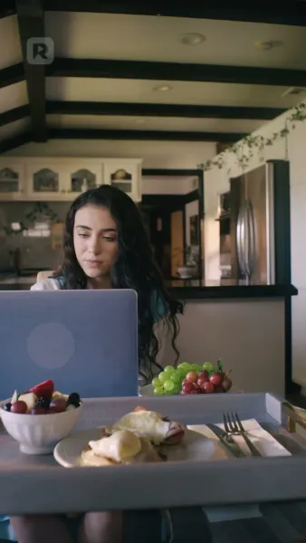 รักวัยเหมือนไวน์ชั้นดี