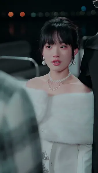 การกลับมาของคุณหนูเศรษฐี