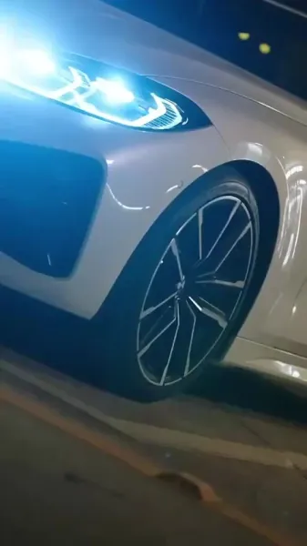 ให้สายลมนำพาจูบของเธอมา