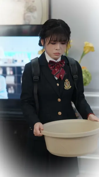 ตระกูลขี้แพ้ x ราชินีเจ๊ใหญ่