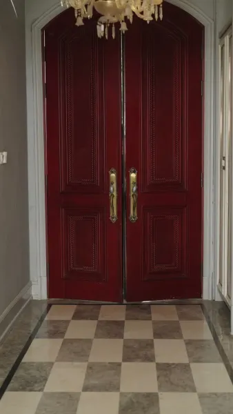 ตระกูลขี้แพ้ x ราชินีเจ๊ใหญ่