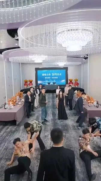 สุภาพสตรีแห่งศักดิ์ศรี