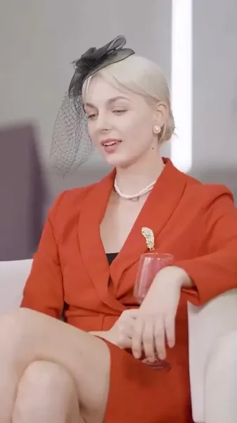 สุภาพสตรีแห่งศักดิ์ศรี