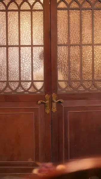 ยิ่งห้ามยิ่งใกล้