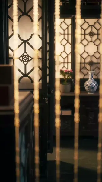 ยิ่งห้ามยิ่งใกล้