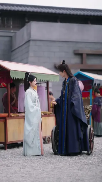 ราชินีสายโหด ทวงบัลลังก์(พากย์เสียง)