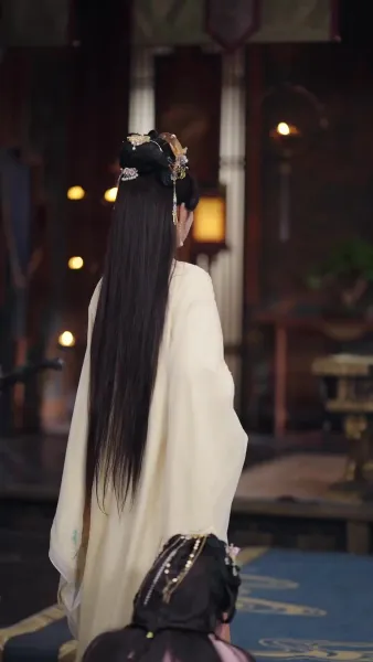 ราชินีสายโหด ทวงบัลลังก์(พากย์เสียง)