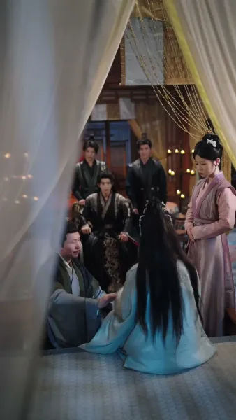 ราชินีสายโหด ทวงบัลลังก์(พากย์เสียง)