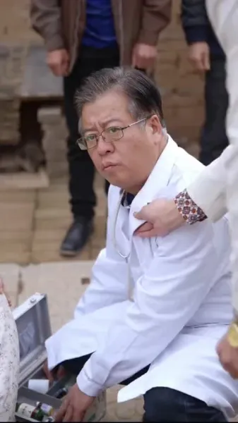 รักใต้แสงตะวัน