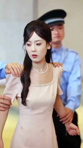 รอยร้าวในกรงทอง(พากย์ไทย)