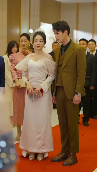 เรื่องรักกุหลาบไฟ