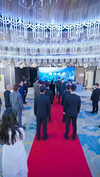 เรื่องรักกุหลาบไฟ