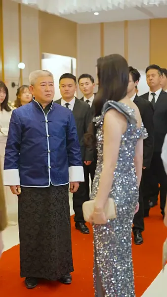 เรื่องรักกุหลาบไฟ