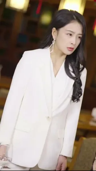  ผู้ครองพิภพ