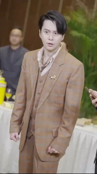  ผู้ครองพิภพ