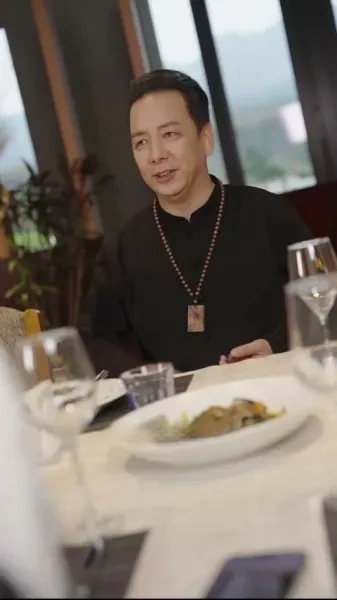  ผู้ครองพิภพ