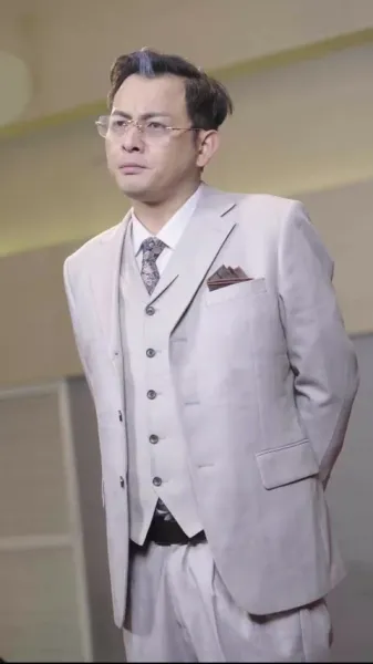  ผู้ครองพิภพ