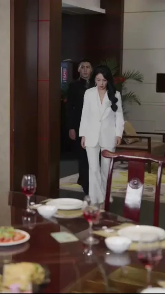  ผู้ครองพิภพ