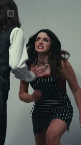 ระวังให้ดี ชาตินี้ฉันจะบดขยี้เธอ