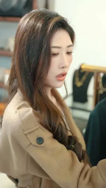 รักออนไลน์ชนดาวมหาลัย