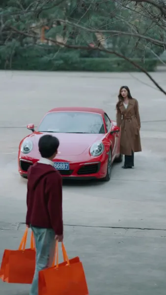 รักออนไลน์ชนดาวมหาลัย