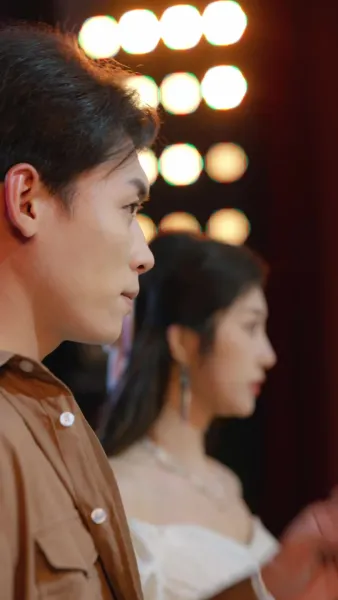 รักออนไลน์ชนดาวมหาลัย