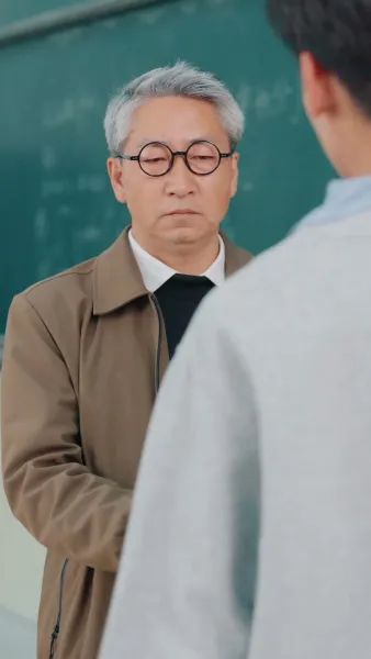 รักออนไลน์ชนดาวมหาลัย