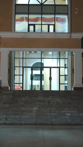 รักออนไลน์ชนดาวมหาลัย