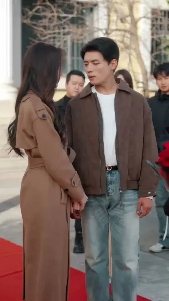 รักออนไลน์ชนดาวมหาลัย