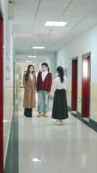 รักออนไลน์ชนดาวมหาลัย