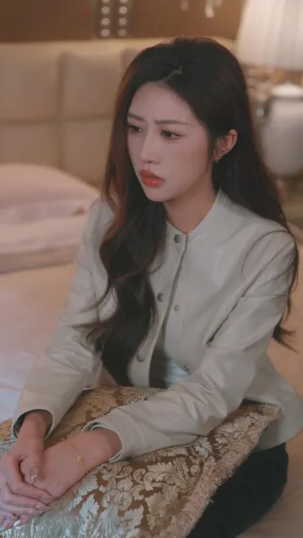 รักออนไลน์ชนดาวมหาลัย