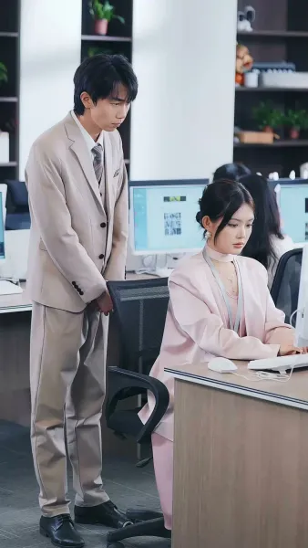 แฝดสามสุดแสบมาป่วนรัก 