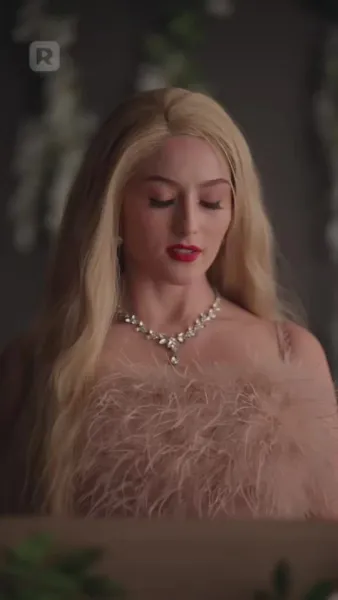 คู่หมั้นจำเป็น หัวใจไม่จำลอง