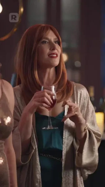 คู่หมั้นจำเป็น หัวใจไม่จำลอง