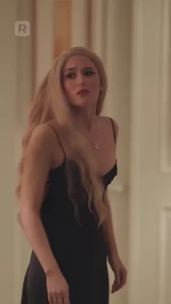 คู่หมั้นจำเป็น หัวใจไม่จำลอง