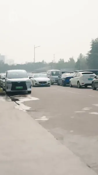 เทพสงครามหวนคืน กับเจ็ดพี่สาวสุดแกร่ง