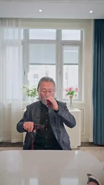 รีบหย่าเถอะ ฉันจะกลับไปรับมรดก ร้อยหมื่นล้าน