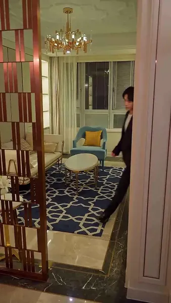 รีบหย่าเถอะ ฉันจะกลับไปรับมรดก ร้อยหมื่นล้าน