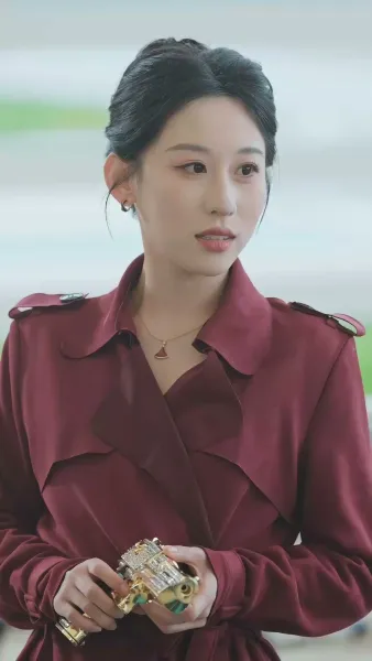 ราชินีแห่งเถ้าถ่าน