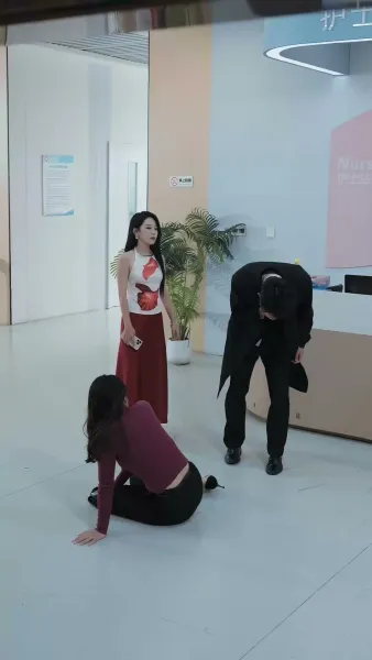 ราชินีแห่งเถ้าถ่าน