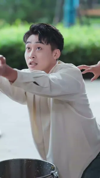 ราชินีแห่งเถ้าถ่าน