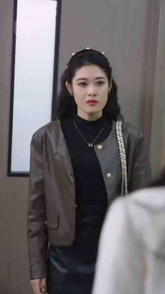 ความรักในเถ้าถ่าน