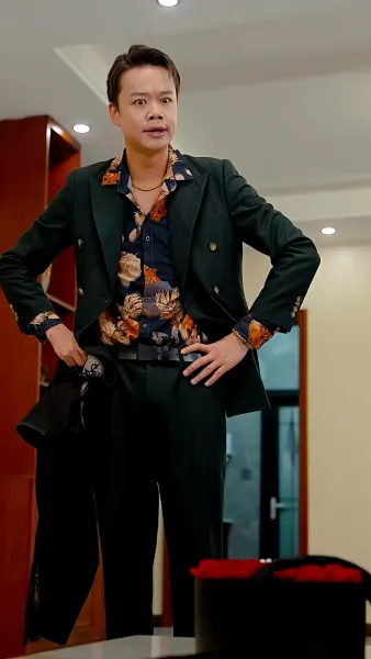 พ่อผมเป็นใครกันแน่