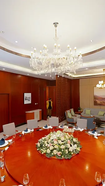 พ่อผมเป็นใครกันแน่