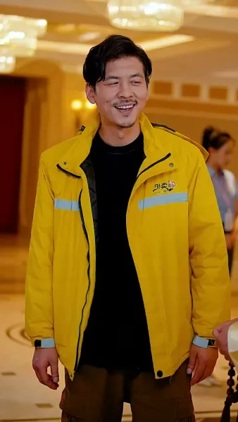 พ่อผมเป็นใครกันแน่