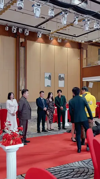 พ่อผมเป็นใครกันแน่